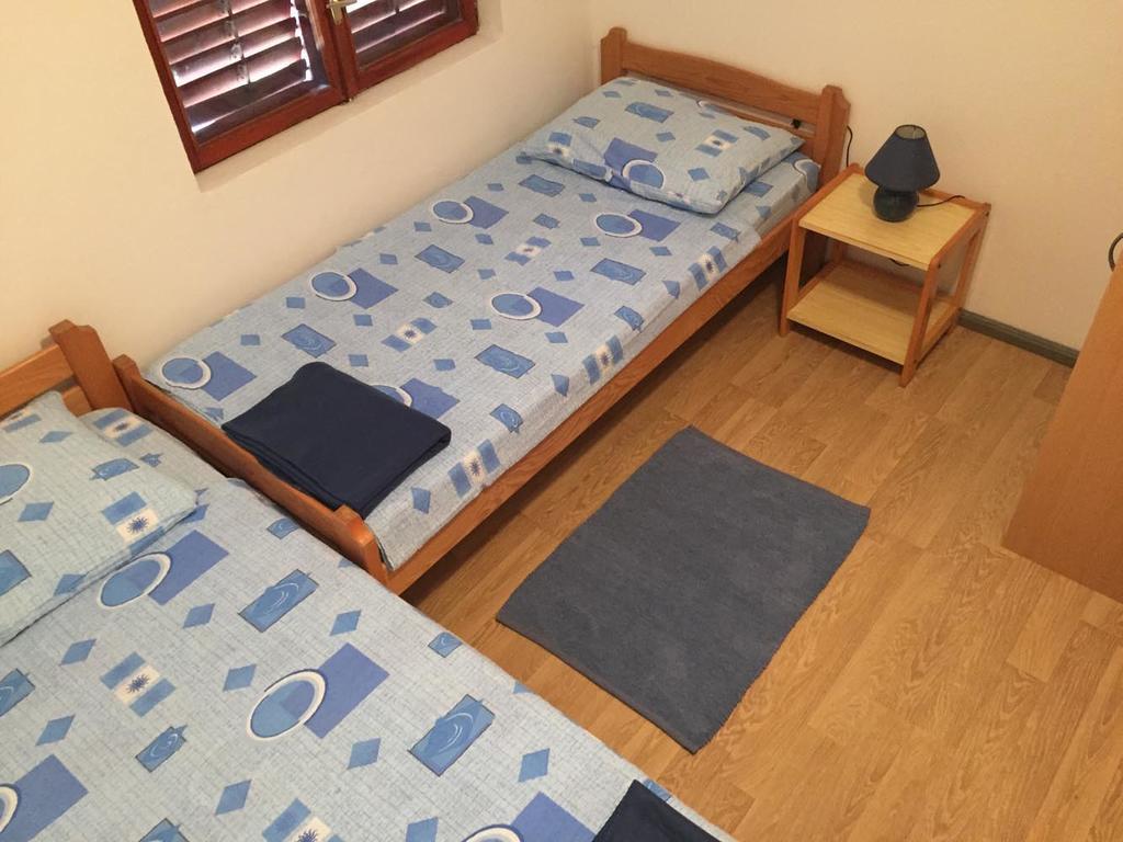Apartments Pavic Бетина Екстериор снимка