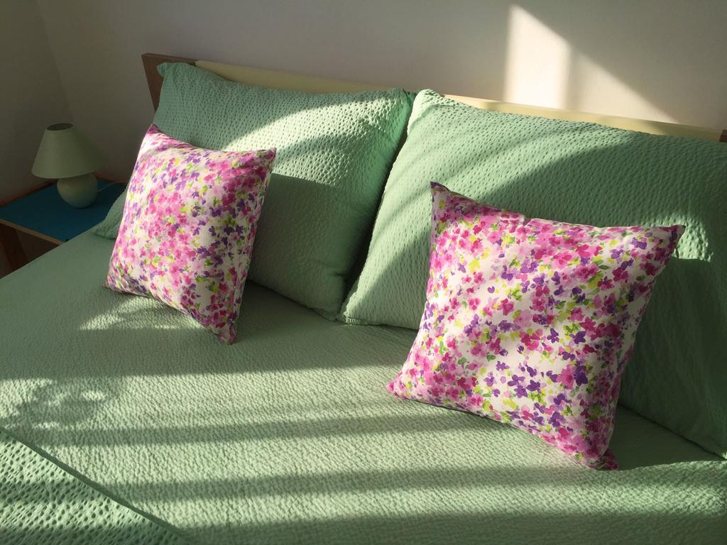Apartments Pavic Бетина Екстериор снимка