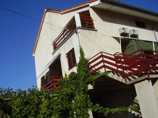 Apartments Pavic Бетина Екстериор снимка